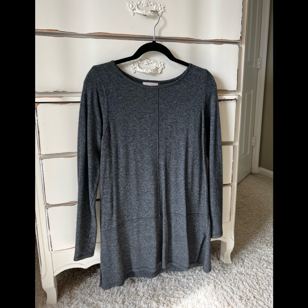 Gray size large women’s sweater